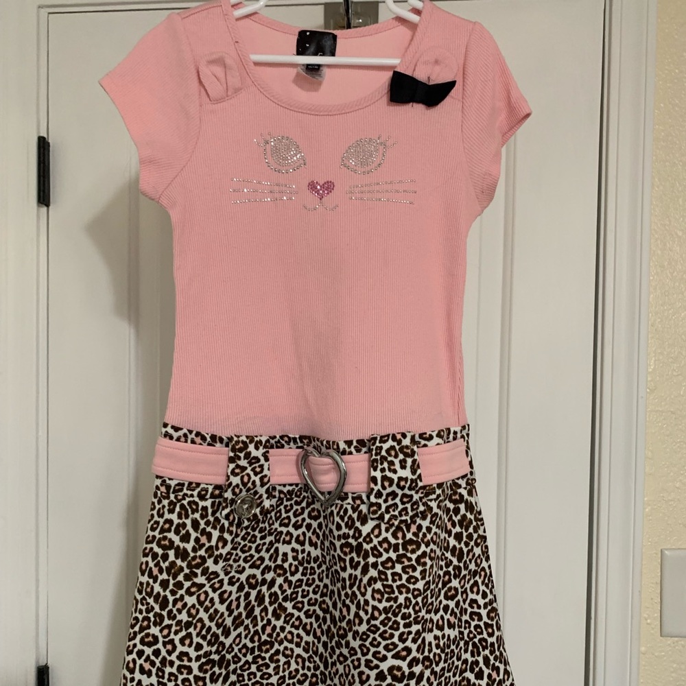 Girls 7/8 pink & leopard print cat dress.